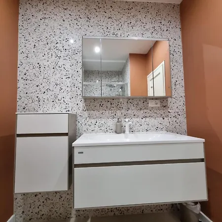 Zadria New Center App