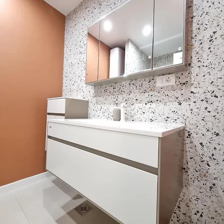 Zadria New Center App アパート *